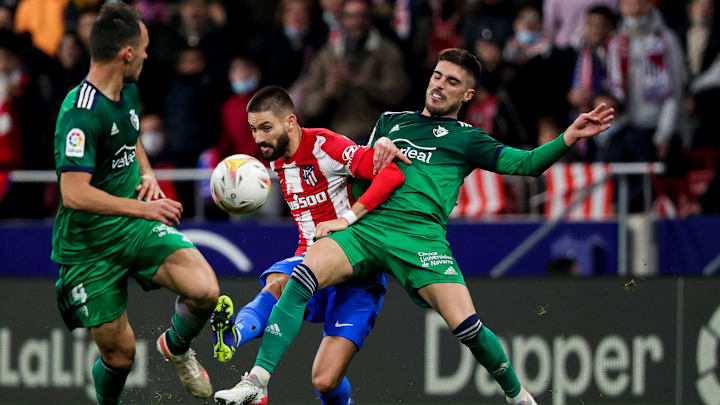 Los navarros reciben a un Atlético de Madrid en problemas