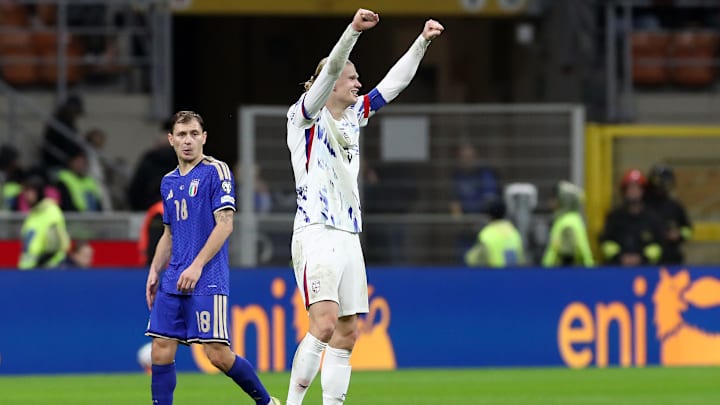 Erling Haaland marcó doblete en la goleada de Noruega sobre Italia el pasado domingo 