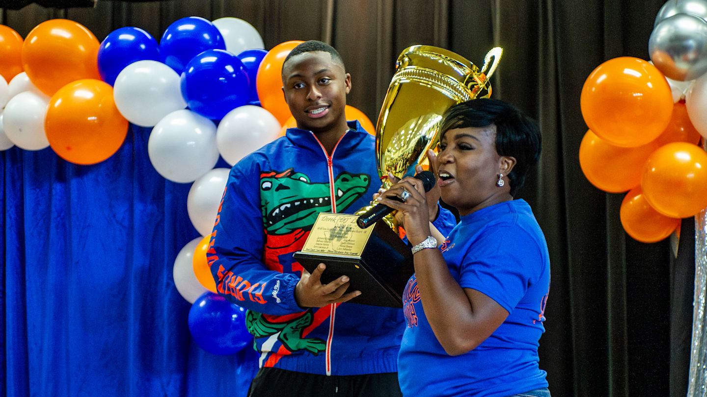 Top-rated Texas HS football star from the 2024 class hits transfer portal