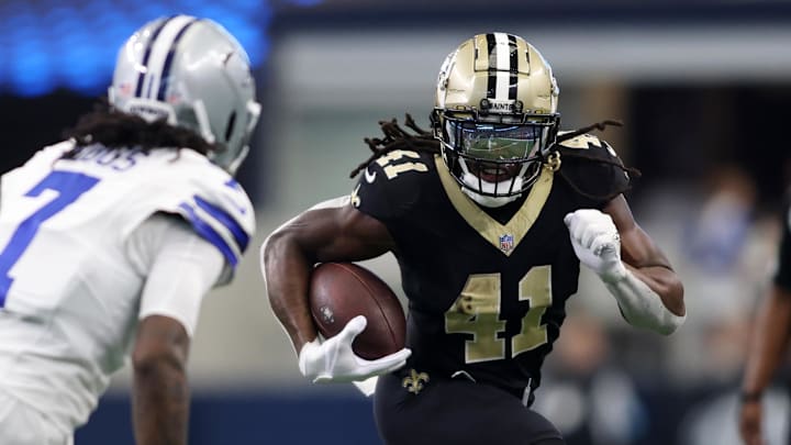 Sep 15, 2024; Arlington, Texas, USA; New Orleans Saints running back Alvin Kamara (41) runs against the Dallas Cowboys in the second half at AT&T Stadium. Mandatory Credit: Tim Heitman-Imagn Images