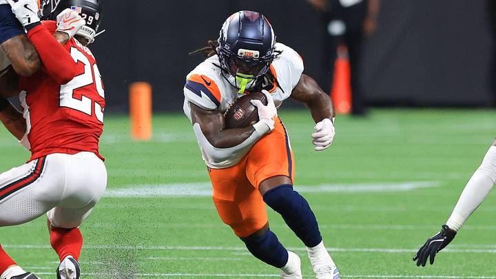 ATLANTA, GA - AUGUST 14: Jonah Coleman (20) of the Denver Broncos runs against the Atlanta Falcons. ATLANTA, GA - AUGUST 14: Jonah Coleman (20) of the Denver Broncos runs against the Atlanta Falcons.