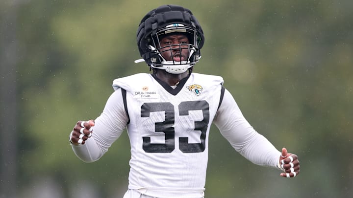 Jul 28, 2023; Jacksonville, FL, USA; Jacksonville Jaguars linebacker Devin Lloyd (33). Jul 28, 2023; Jacksonville, FL, USA; Jacksonville Jaguars linebacker Devin Lloyd (33).