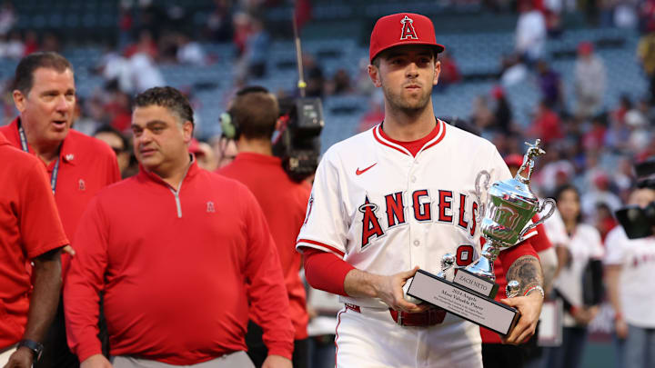 Sep 28, 2024; Anaheim, California, USA; Los Angeles Angels shortstop Zach Neto (9) holds a team MVP trophy prior to a game against the Texas Rangers at Angel Stadium. Mandatory Credit: Kiyoshi Mio-Imagn Images Sep 28, 2024; Anaheim, California, USA; Los Angeles Angels shortstop Zach Neto (9) holds a team MVP trophy prior to a game against the Texas Rangers at Angel Stadium. Mandatory Credit: Kiyoshi Mio-Imagn Images
