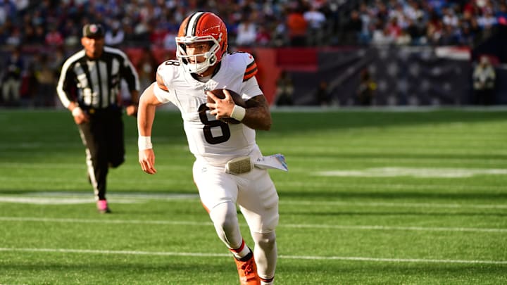 Oct 26, 2025; Foxborough, Massachusetts, USA; Cleveland Browns quarterback Dillon Gabriel (8) runs with the ball during the fourth quarter against the New England Patriots at Gillette Stadium. Mandatory Credit: Bob DeChiara-Imagn Images Oct 26, 2025; Foxborough, Massachusetts, USA; Cleveland Browns quarterback Dillon Gabriel (8) runs with the ball during the fourth quarter against the New England Patriots at Gillette Stadium. Mandatory Credit: Bob DeChiara-Imagn Images