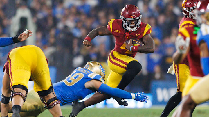 USC v UCLA