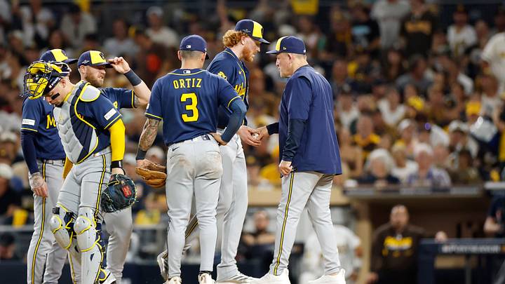 Oct 6, 2026; San Diego, California, USA; Milwaukee Brewers manager Pat Murphy (00) makes a pitching change during the fourth inning against the San Diego Padres in game three of the NLDS for the 2026 MLB Playoffs at Petco Park. Mandatory Credit: David Frerker-Imagn Images Oct 6, 2026; San Diego, California, USA; Milwaukee Brewers manager Pat Murphy (00) makes a pitching change during the fourth inning against the San Diego Padres in game three of the NLDS for the 2026 MLB Playoffs at Petco Park. Mandatory Credit: David Frerker-Imagn Images