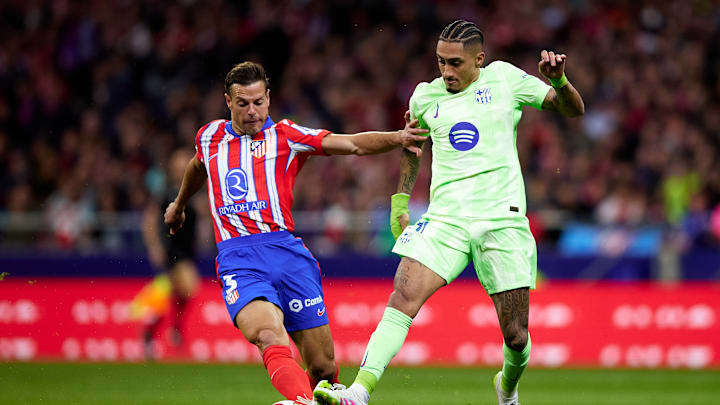 Cesar Azpilicueta et Raphinha au duel, mercredi soir.