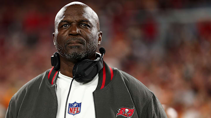 Liam Coen seems to be throwing Tampa Bay Buccaneers head coach Todd Bowles under the bus to save his reputation. 