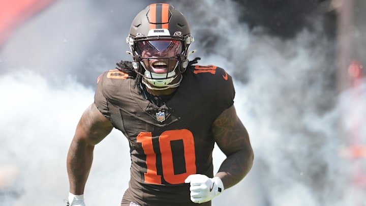Sep 21, 2025; Cleveland, Ohio, USA; Cleveland Browns running back Quinshon Judkins (10) is introduced before the game between the Browns and the Green Bay Packers at Huntington Bank Field. Sep 21, 2025; Cleveland, Ohio, USA; Cleveland Browns running back Quinshon Judkins (10) is introduced before the game between the Browns and the Green Bay Packers at Huntington Bank Field.