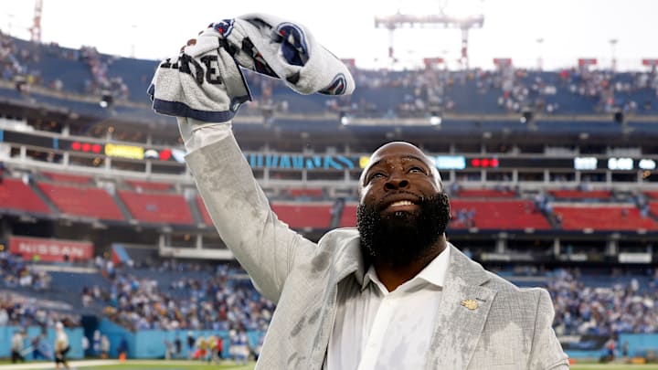 Los Angeles Chargers v Tennessee Titans