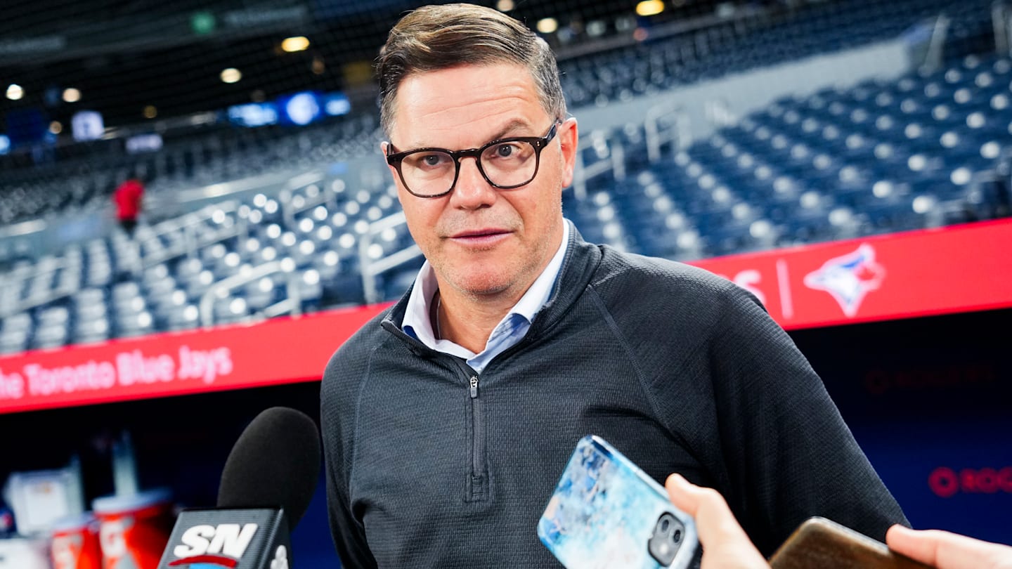 Baffling Blue Jays roster move opens up Yankees nightmare scenario for Ross Atkins