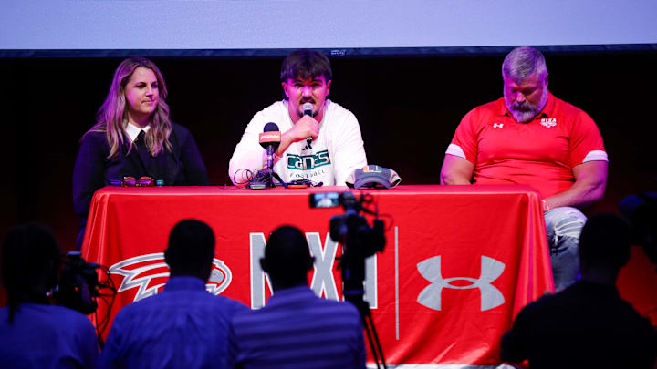 Nixa High School offensive tackle Jackson Cantwell, the No. 1 ranked high school football recruit for the class of 2026, announced he will play football at Miami during a ceremony on Tuesday, May 13, 2025. Nixa High School offensive tackle Jackson Cantwell, the No. 1 ranked high school football recruit for the class of 2026, announced he will play football at Miami during a ceremony on Tuesday, May 13, 2025.