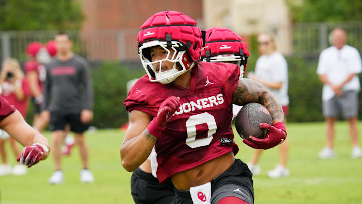 Oklahoma running back Jaydn Ott Oklahoma running back Jaydn Ott