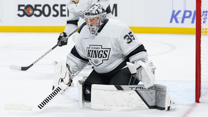 Los Angeles Kings v Ottawa Senators