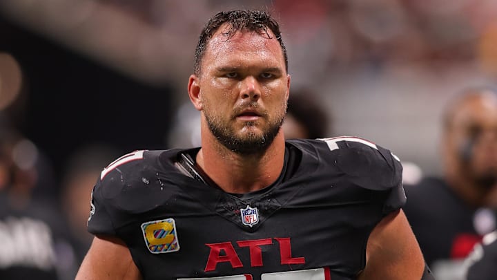 No pain has kept Falcons' Jake Matthews out of a game yet No pain has kept Falcons' Jake Matthews out of a game yet