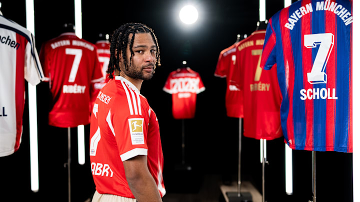 Serge Gnabry signed a new deal at Bayern Munich.