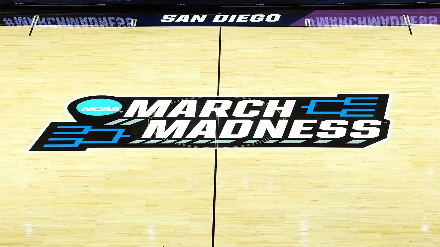 Pat Forde: An Expanded 76-Team March Madness Bracket Is a Greedy Mistake