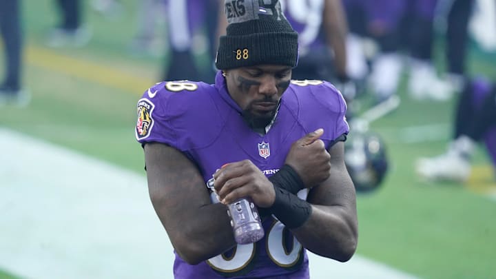 Baltimore Ravens  WR Dez Bryant strikes his familiar X pose prior to the game against the New York Giants.