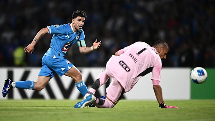 FBL-CONCACAF-CHAMPIONS-CRUZ AZUL-TIGRES