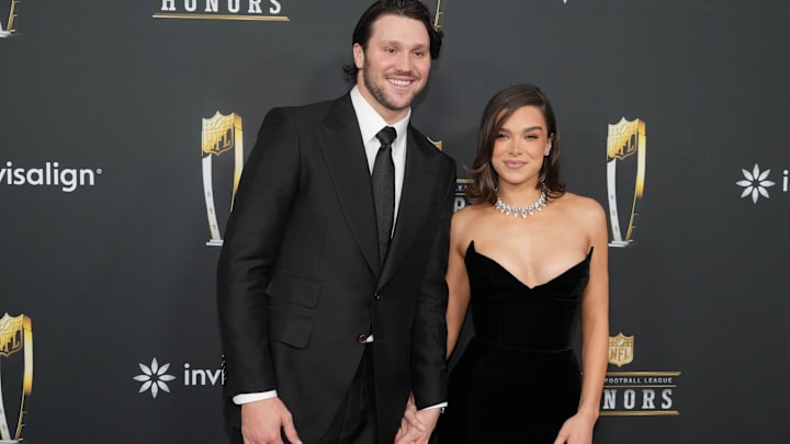 Josh Allen and Hailee Steinfeld on the red carpet before Super Bowl LIX NFL Honors at Saenger Theatre. 