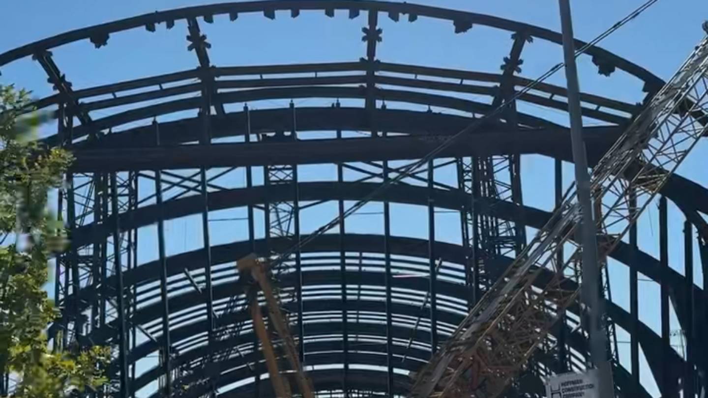 Construction Update on Oregon Football's History-Making Practice Facility