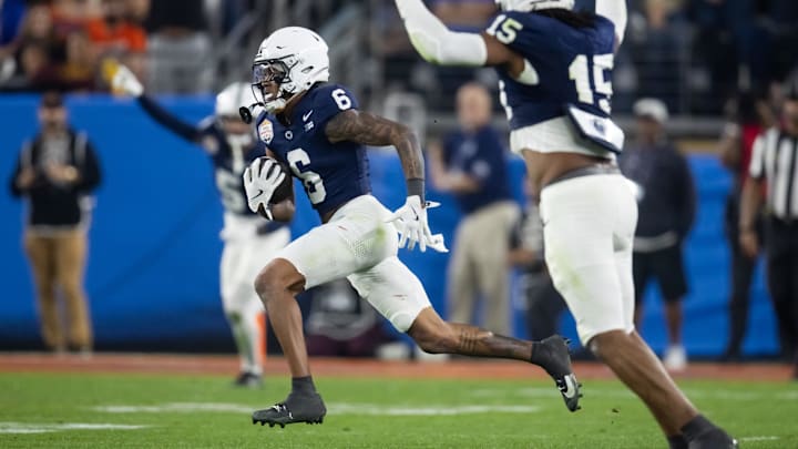 Penn State football safety Zakee Wheatley (6) returns an interception against the Boise State Broncos during the Fiesta Bowl at State Farm Stadium
