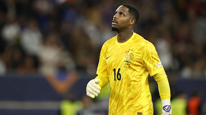 Mike Maignan - Equipe de France