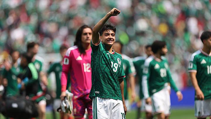 Gilberto Mora va de titular con la Selección Mexicana en el partido contra Chequia en el Estadio Azteca Gilberto Mora va de titular con la Selección Mexicana en el partido contra Chequia en el Estadio Azteca
