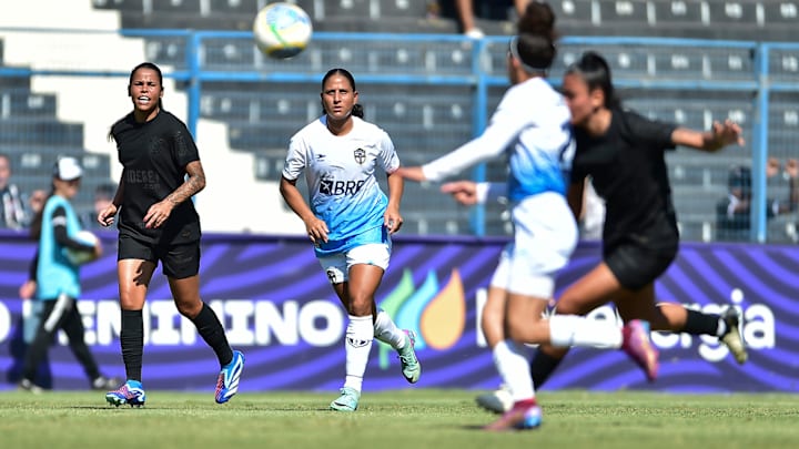 Vic Albuquerque fez o único gol no último jogo entre Corinthians e Real Brasília, uma das atrações da rodada de abertura do Campeonato Brasileiro feminino em 2025 Vic Albuquerque fez o único gol no último jogo entre Corinthians e Real Brasília, uma das atrações da rodada de abertura do Campeonato Brasileiro feminino em 2025