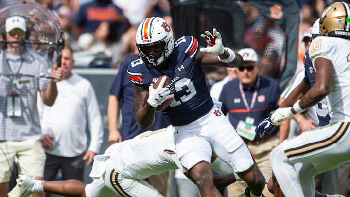 Former Auburn Tigers standout Rivaldo Fairweather holds the team record for most receptions by a tight end in a season.