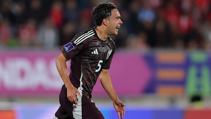 Iker Fimbres es titular en el Mundial sub-20