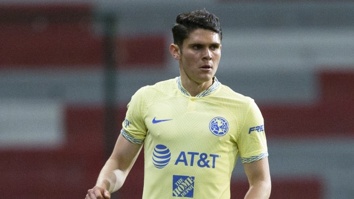 Israel Reyes con América