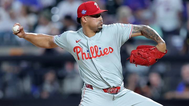 Philadelphia Phillies pitcher Jhoan Duran (59) pitches against the New York Mets.