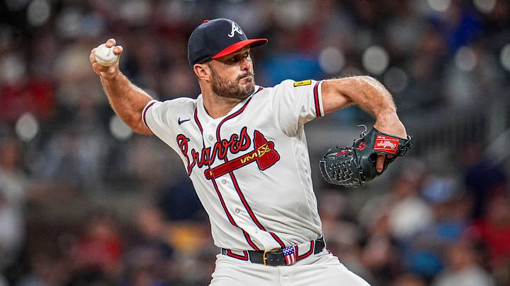 Jun 3, 2026; Cumberland, Georgia, USA; Atlanta Braves pitcher Tyler Kinley (45) pitches against the Toronto Blue Jays during the ninth inning at Truist Park. Mandatory Credit: Dale Zanine-Imagn Images Jun 3, 2026; Cumberland, Georgia, USA; Atlanta Braves pitcher Tyler Kinley (45) pitches against the Toronto Blue Jays during the ninth inning at Truist Park. Mandatory Credit: Dale Zanine-Imagn Images