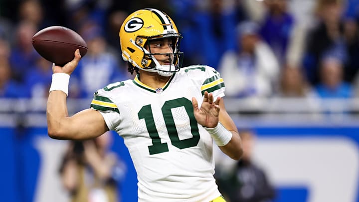 Green Bay Packers v Detroit Lions