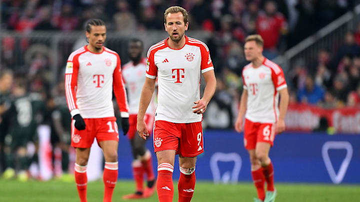 Bedröppelte Bayern-Gesichter gegen Werder Bremen