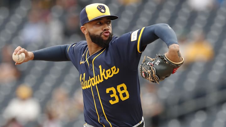 Sep 26, 2024; Pittsburgh, Pennsylvania, USA; Milwaukee Brewers relief pitcher Devin Williams (38) pitches against the Pittsburgh Pirates during the ninth inning at PNC Park. The Brewers won 5-2. Sep 26, 2024; Pittsburgh, Pennsylvania, USA; Milwaukee Brewers relief pitcher Devin Williams (38) pitches against the Pittsburgh Pirates during the ninth inning at PNC Park. The Brewers won 5-2.