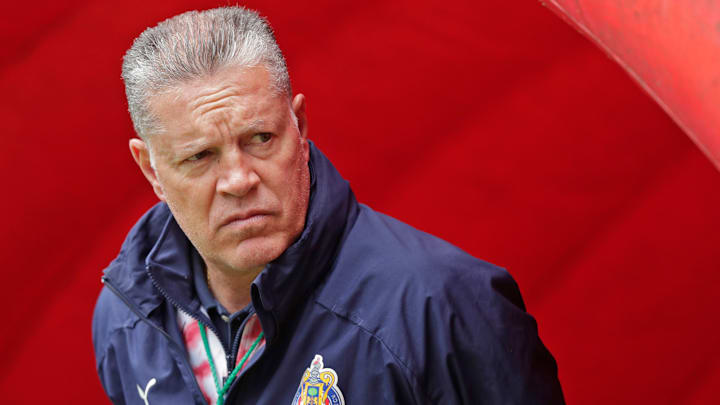 Ricardo Peláez sumó un nuevo fracaso como director deportivo de las Chivas, tras quedar eliminado en el repechaje.