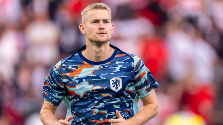 De Ligt soll noch immer im Fokus von Manchester United stehen. De Ligt soll noch immer im Fokus von Manchester United stehen.