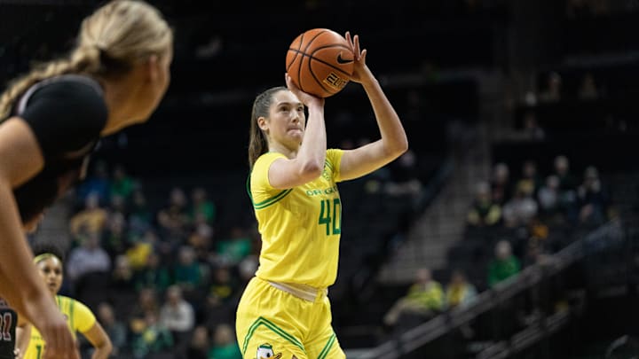 Oregon forward Grace VanSlooten takes a free throw against Santa Clara Nov. 18 at Matthew Knight