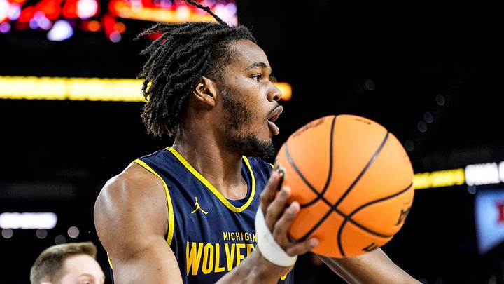 Michigan forward Morez Johnson Jr. (21) practices at open practice at Lucas Oil Stadium in Indianapolis on Friday, April 3, 2026. Michigan forward Morez Johnson Jr. (21) practices at open practice at Lucas Oil Stadium in Indianapolis on Friday, April 3, 2026.