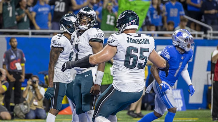 The Eagles will welcome the Lions to Philadelphia on Sunday night.