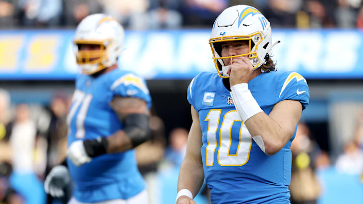 Los Angeles Rams v Los Angeles Chargers