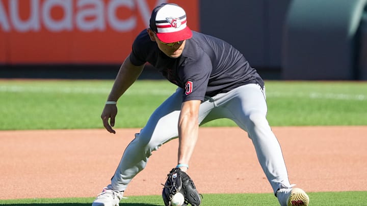 Sep 3, 2024; Kansas City, Missouri, USA; Cleveland Guardians second baseman Andrés Giménez (0) fields grounders against the Kansas City Royals during warm ups prior to a game at Kauffman Stadium. Mandatory Credit: Denny Medley-Imagn Images Sep 3, 2024; Kansas City, Missouri, USA; Cleveland Guardians second baseman Andrés Giménez (0) fields grounders against the Kansas City Royals during warm ups prior to a game at Kauffman Stadium. Mandatory Credit: Denny Medley-Imagn Images