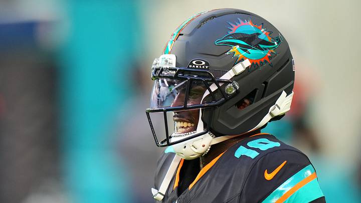 Sep 29, 2025; Miami Gardens, Florida, USA; Miami Dolphins wide receiver Tyreek Hill (10) practices before the game against the New York Jets at Hard Rock Stadium. 