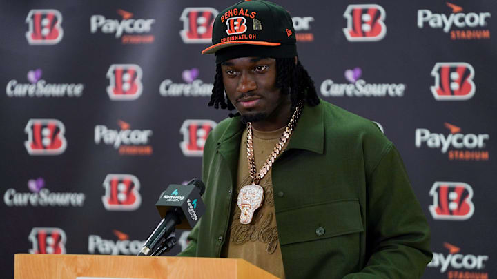 Shemar Stewart hasn't signed his rookie contract with the Bengals. 