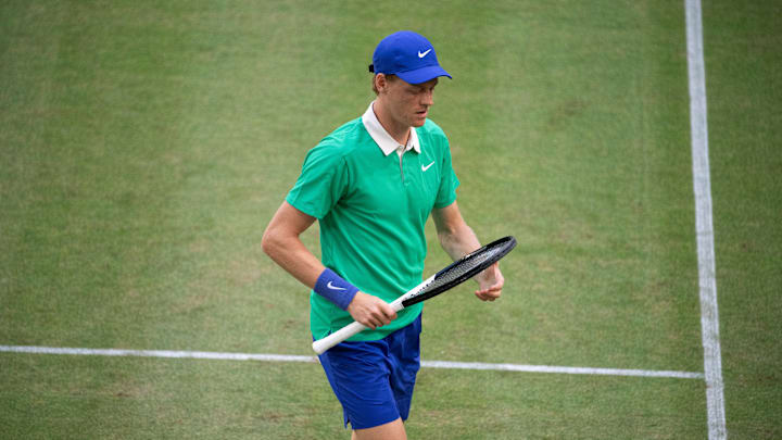 Jannik Sinner plays in Halle at the Terra Wortmann Open.