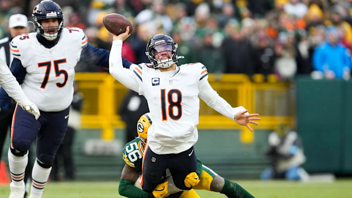 Chicago Bears v Green Bay Packers