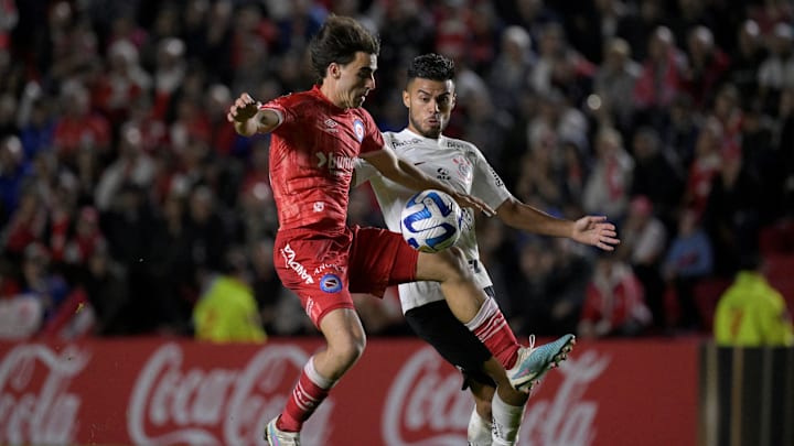 Corinthians novamente pecou na criatividade ofensiva