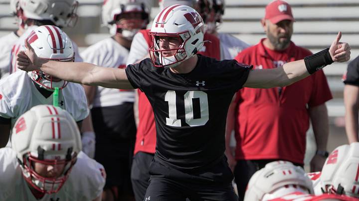Wisconsin quarterback Ryan Hopkins. 